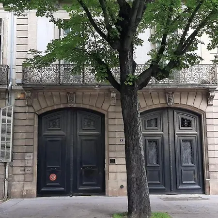 Apartman Centre - De Charme Avec Parking *