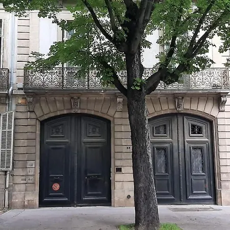 Apartment Centre - De Charme Avec Parking Dijon